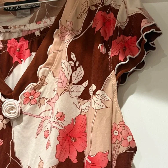 Elegant Floral Women's Pajama Set - Picture 2 of 7